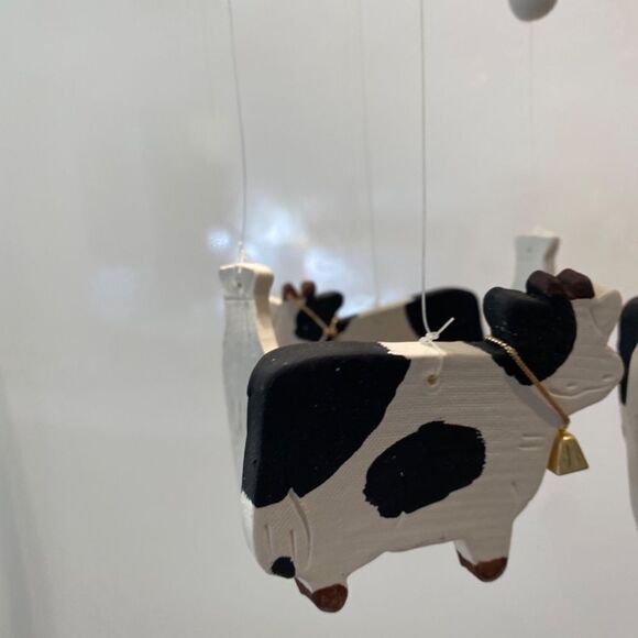 1980 Clay Whimsical Wind Chime of Cows and Milk Jugs NWT - Picture 12 of 17